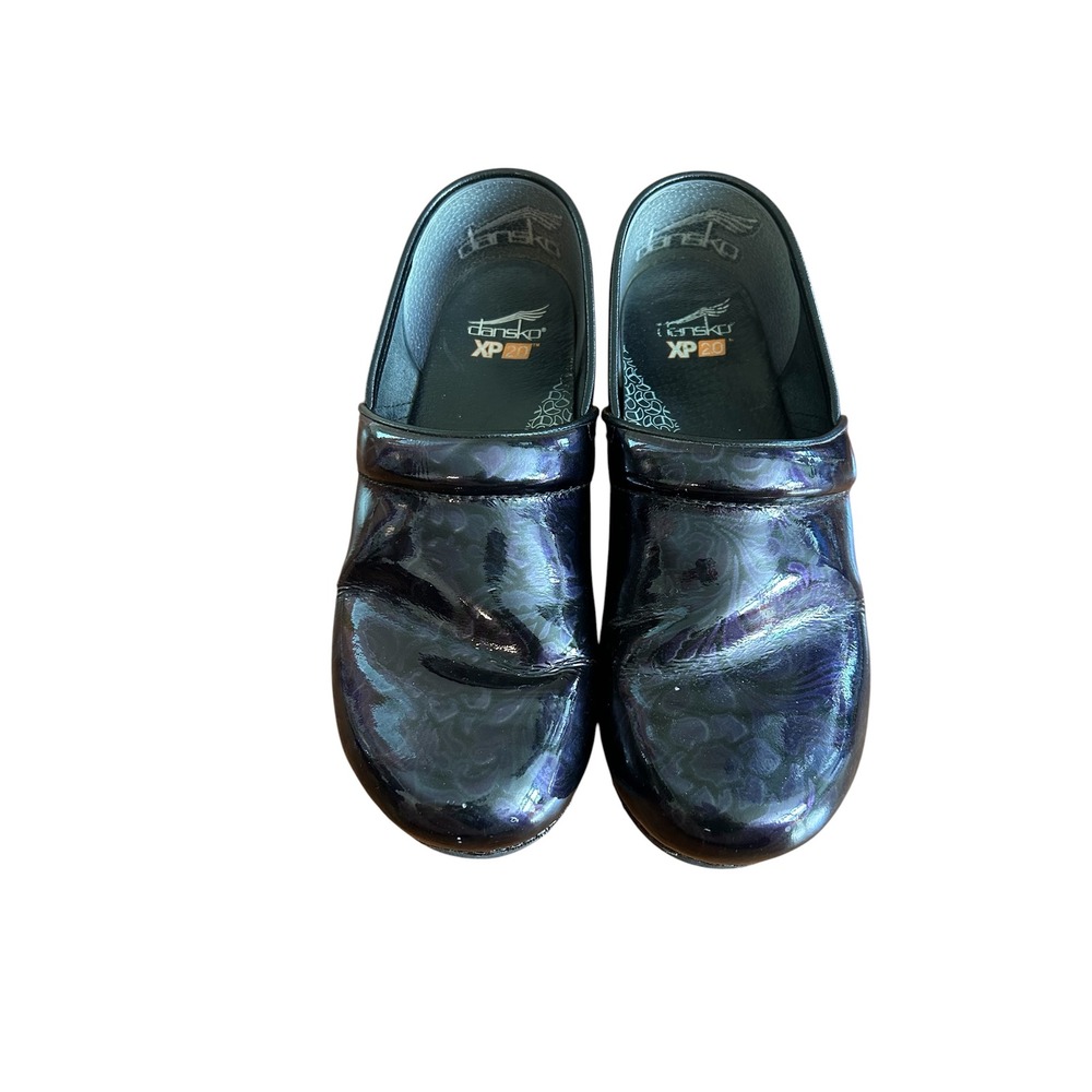 Dansko XP 2.0 Purple Iridescent Patent Leather Clogs Professional 42 (11.5-12)